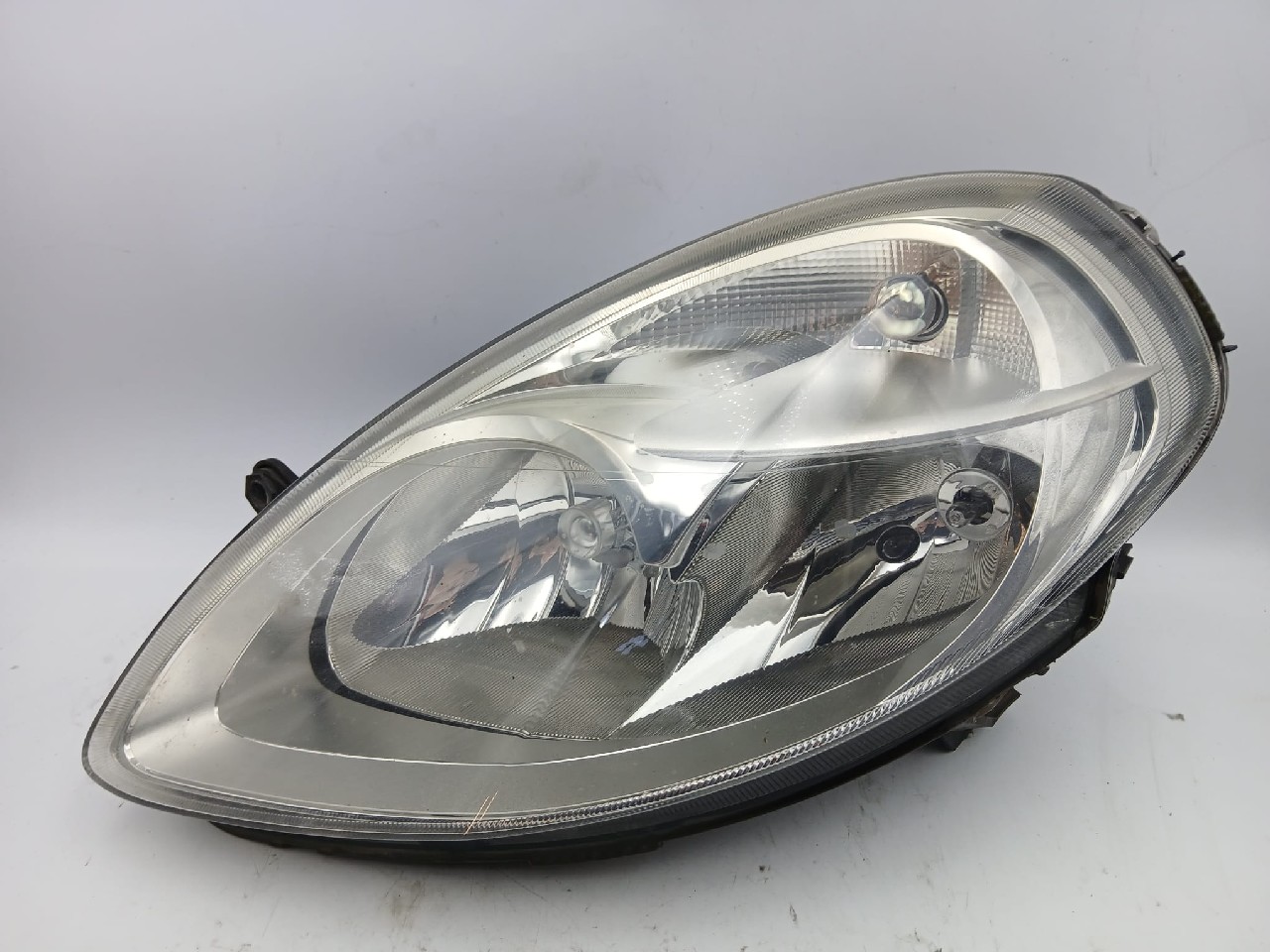 Faro ant sx LANCIA YPSILON