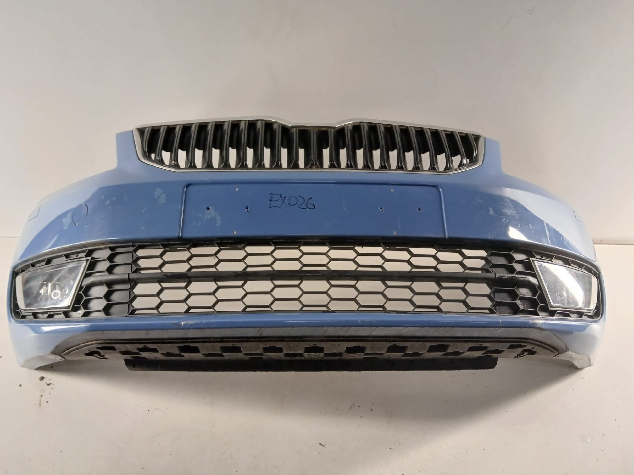 Paraurti ant SKODA OCTAVIA