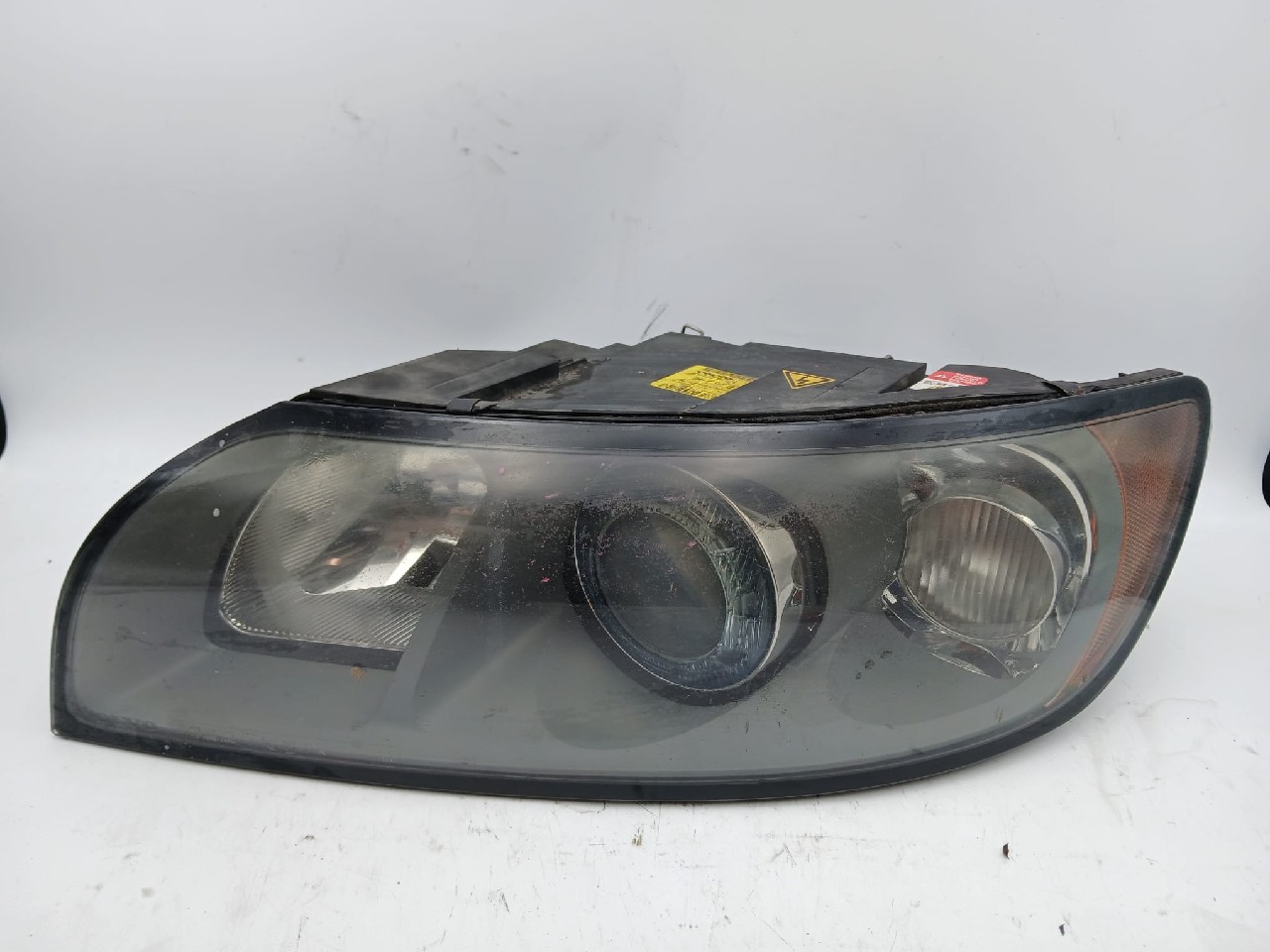 Faro ant sx VOLVO V50