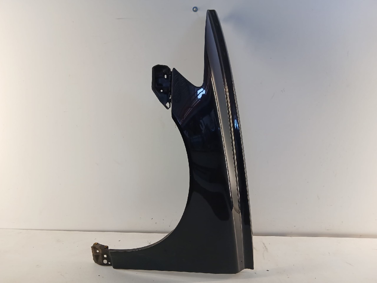 Parafango ant sx VOLVO V50