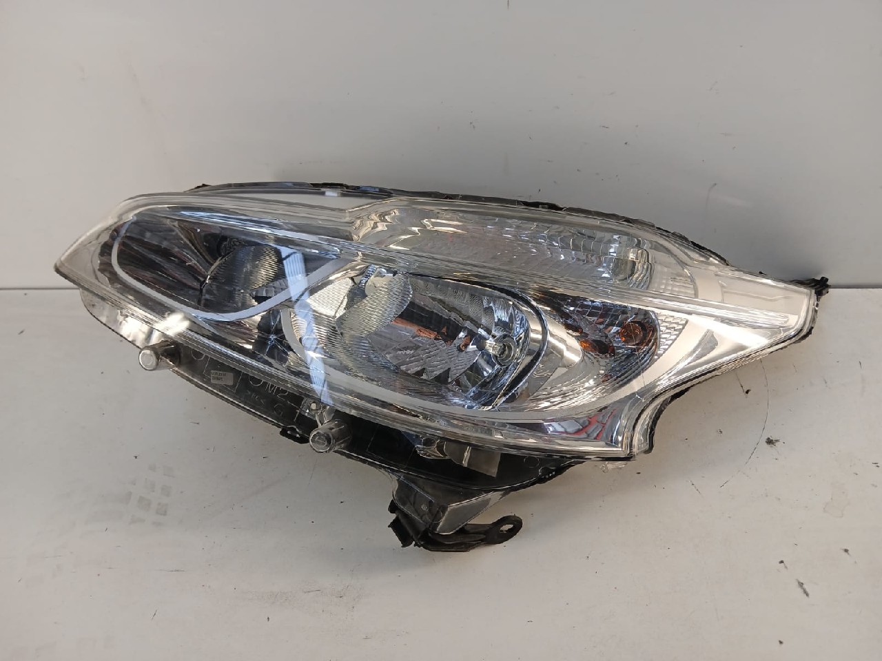 Faro ant sx PEUGEOT 208