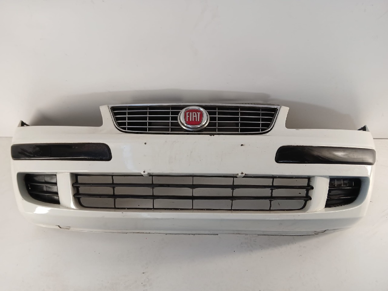 Paraurti ant FIAT IDEA