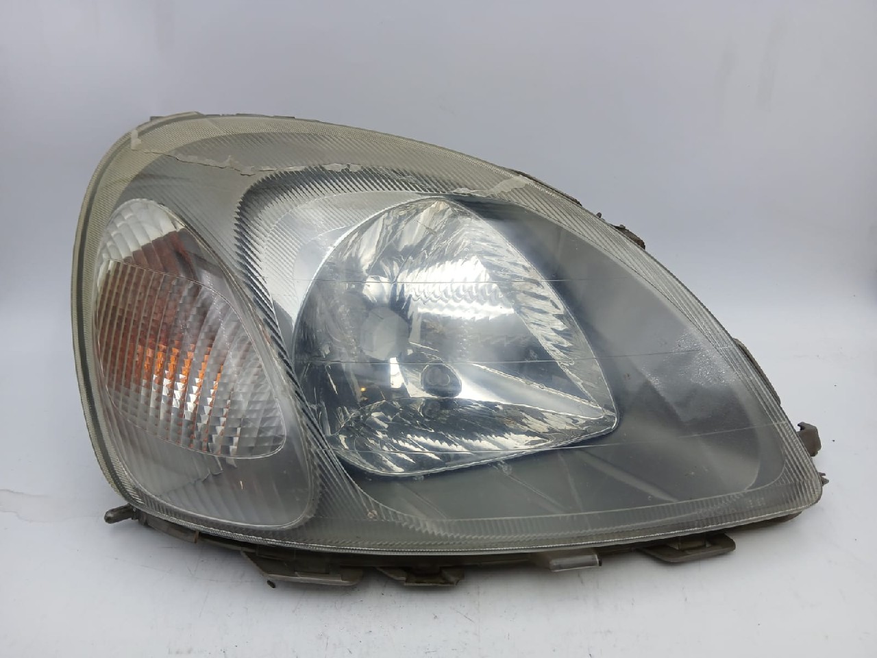 Faro ant dx TOYOTA YARIS