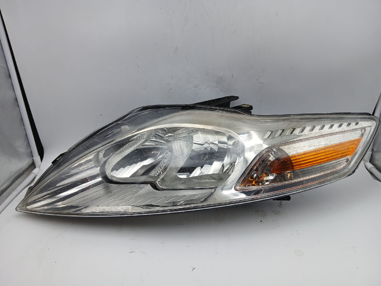 Faro ant sx FORD MONDEO