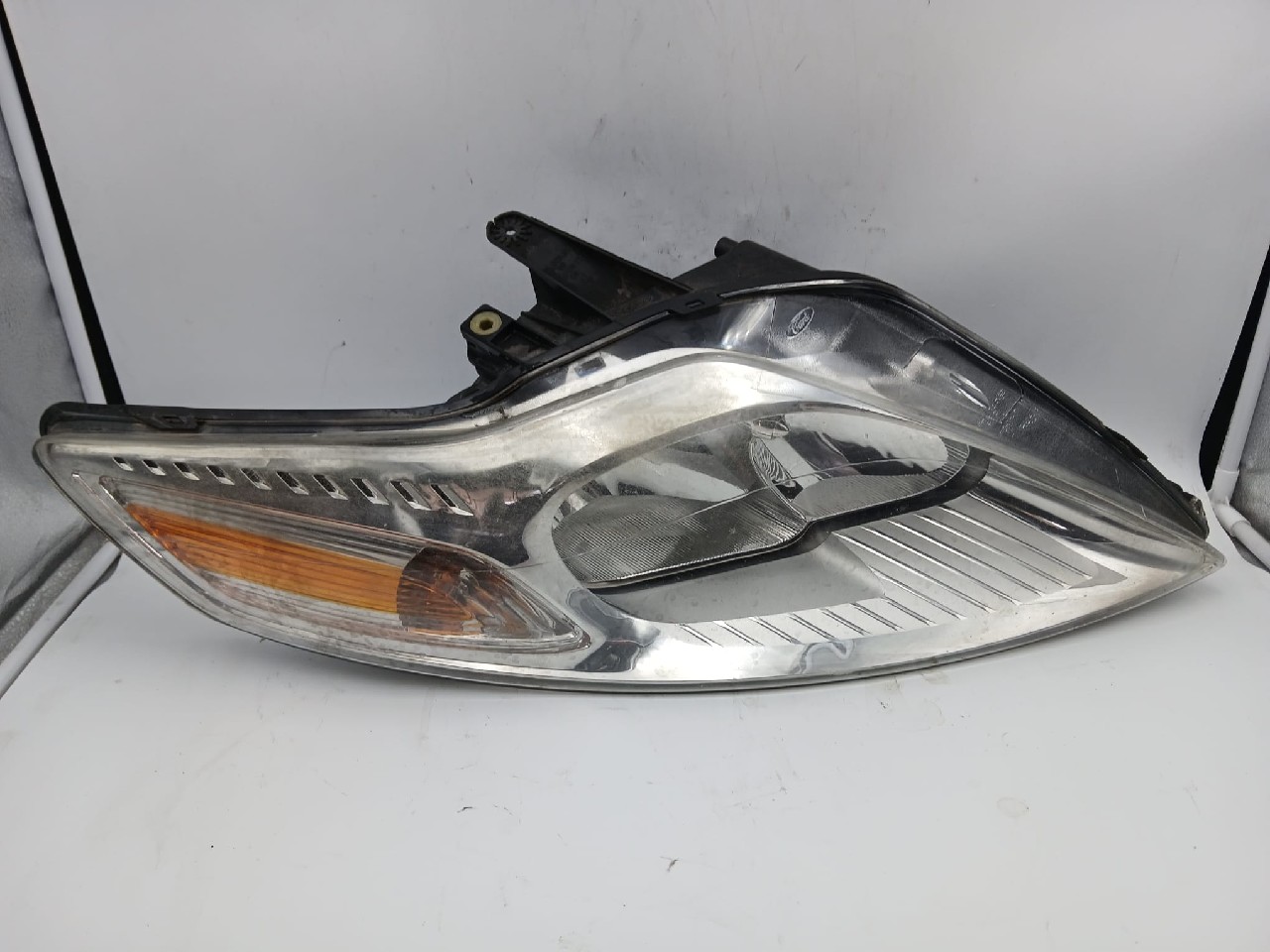 Faro ant dx FORD MONDEO