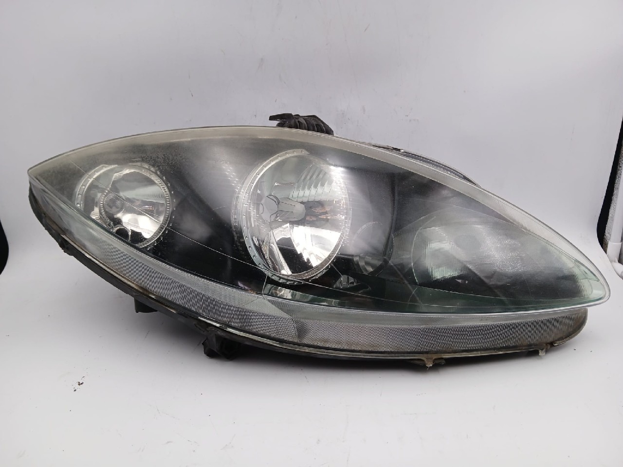 Faro ant dx SEAT ALTEA