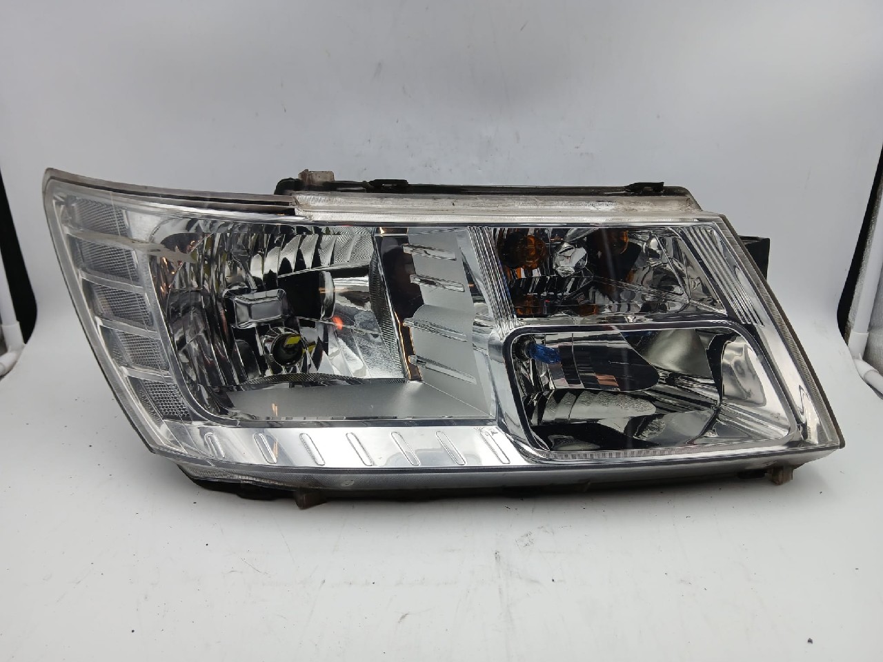 Faro ant dx FIAT FREEMONT