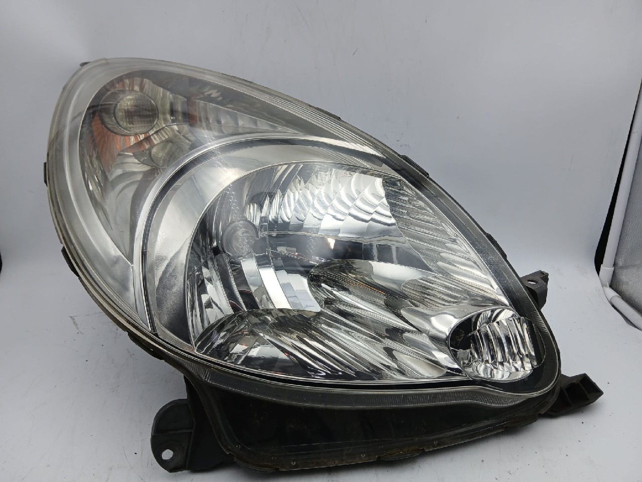 Faro ant dx TOYOTA YARIS