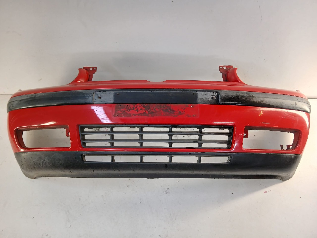 Paraurti ant VOLKSWAGEN GOLF