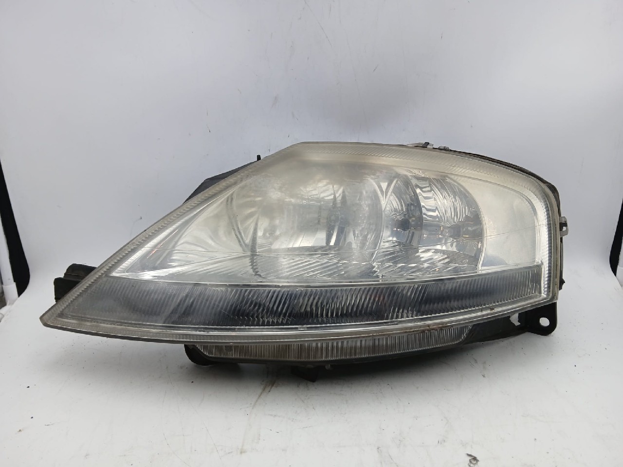 Faro ant sx CITROEN C3