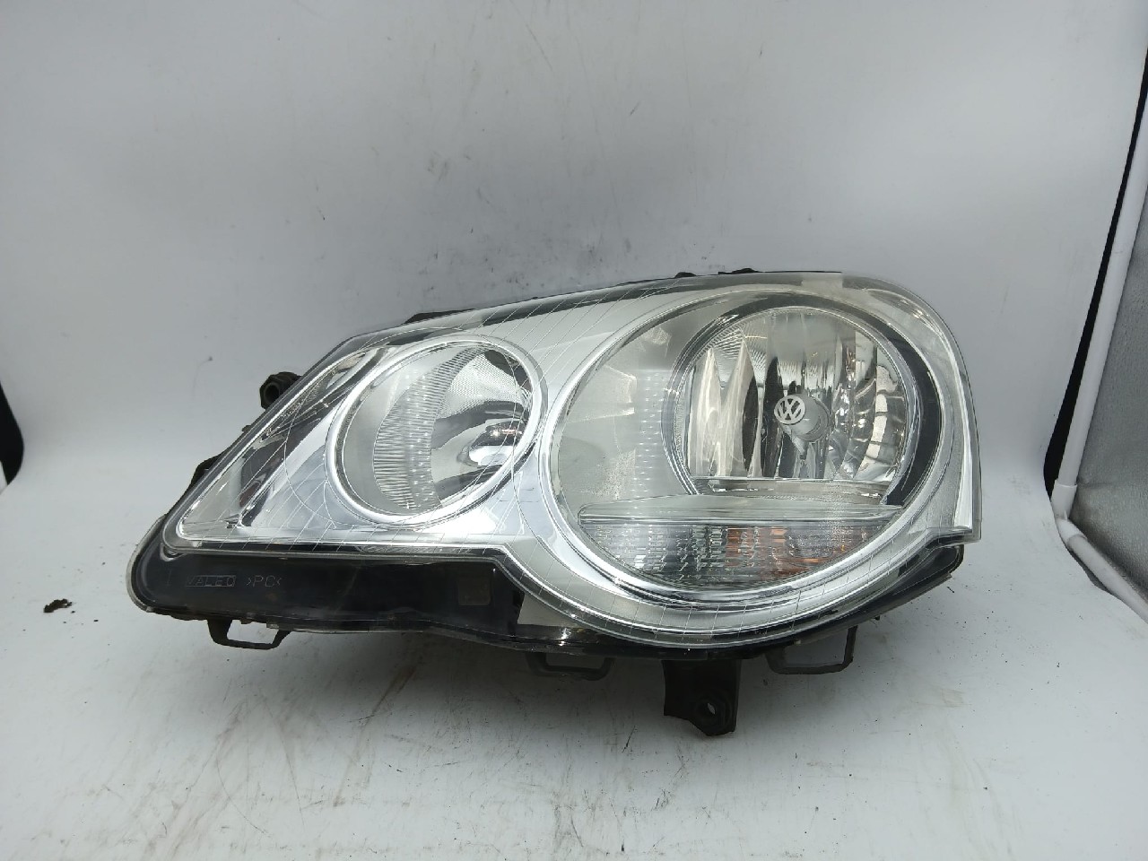 Faro ant sx VOLKSWAGEN POLO