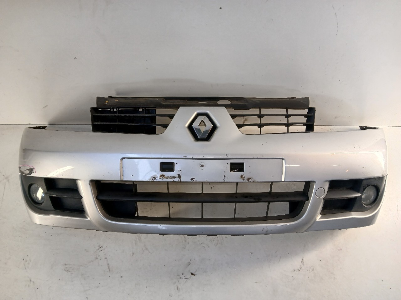 Paraurti ant RENAULT CLIO