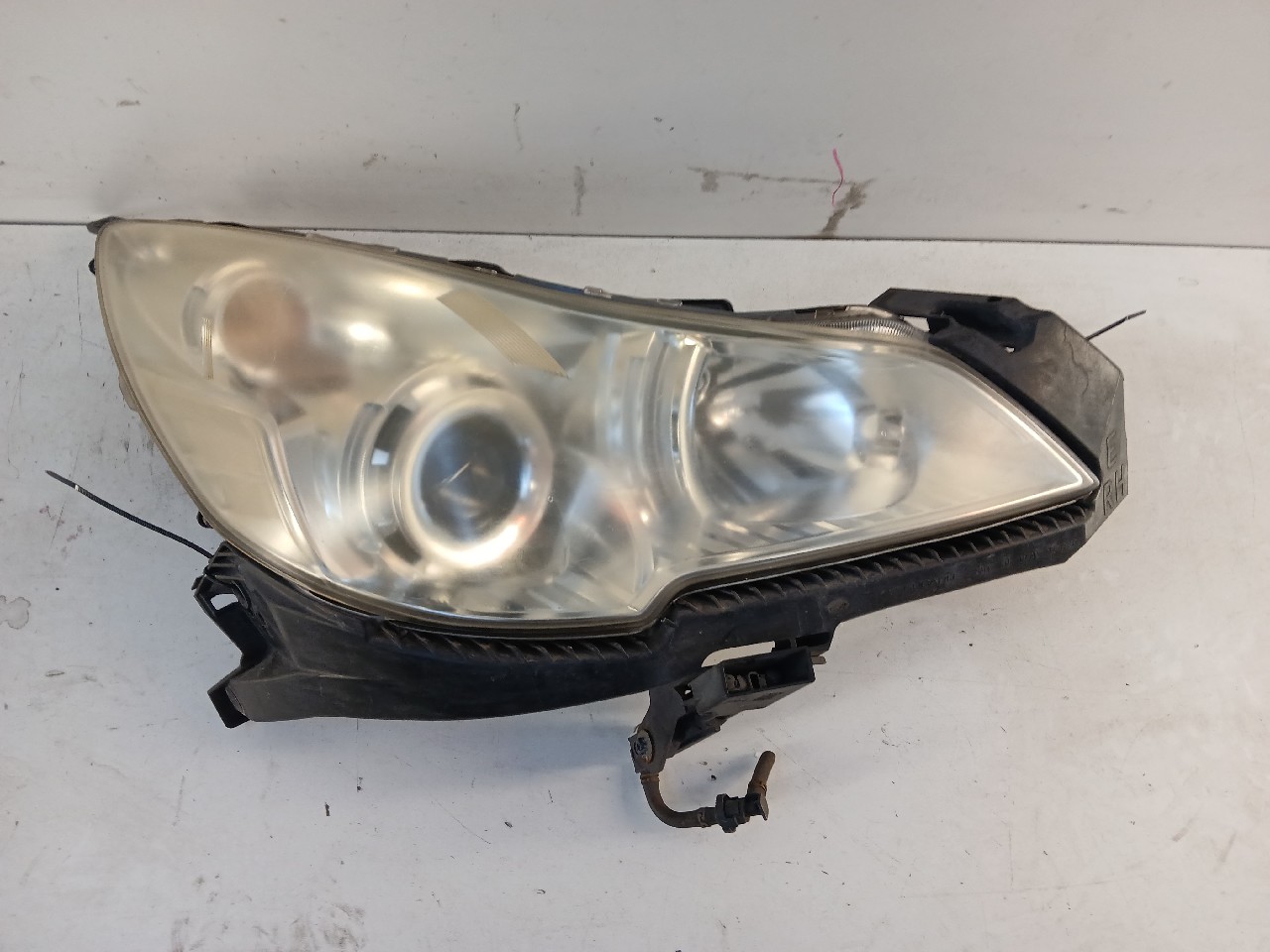 Faro ant dx SUBARU LEGACY