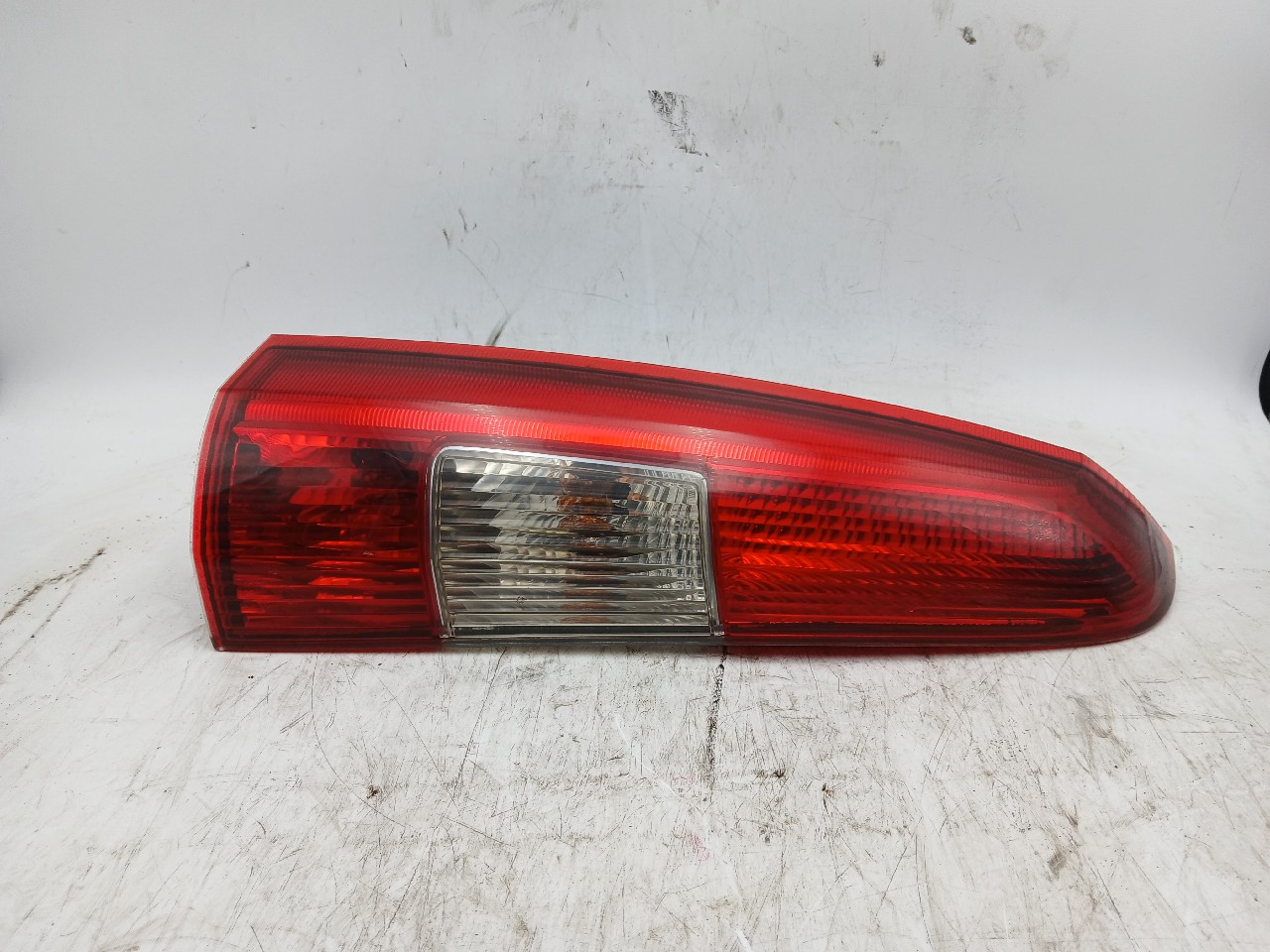 Fanale post sx VOLVO V70