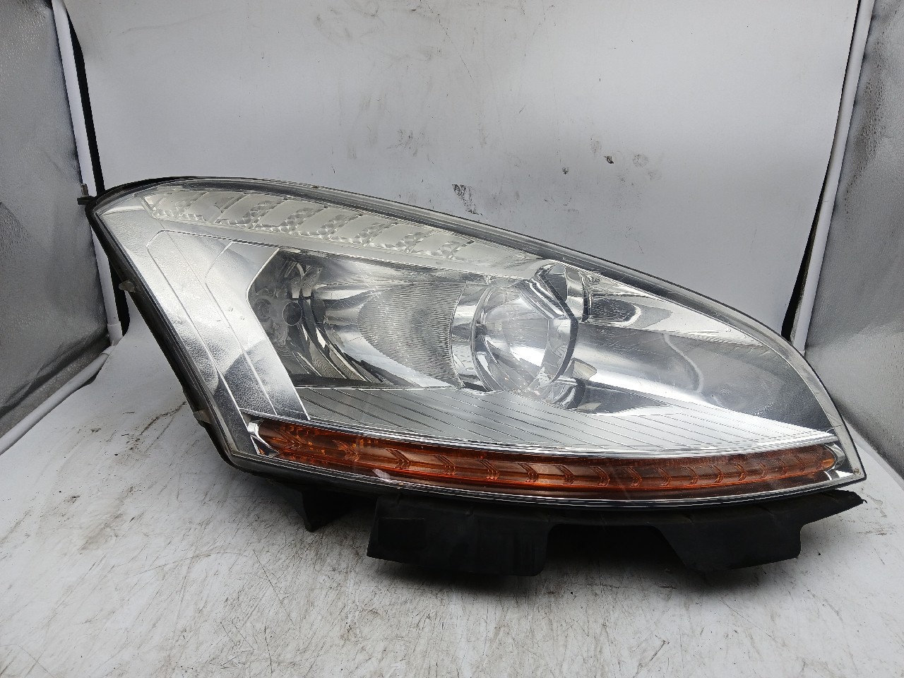 Faro ant dx CITROEN C4