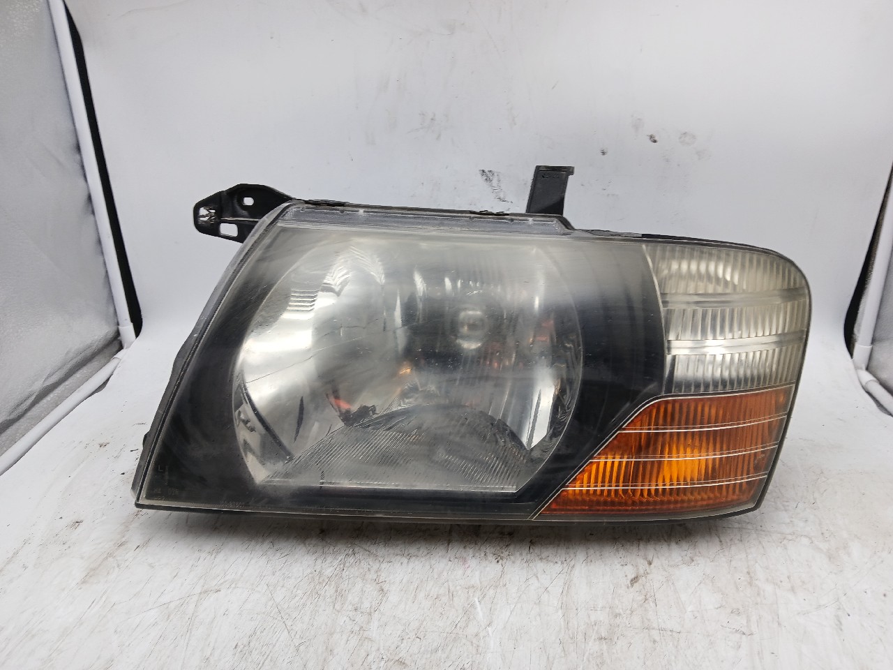 Faro ant sx MITSUBISHI PAJERO