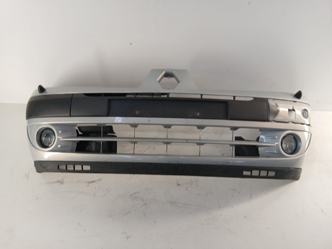 Paraurti ant RENAULT CLIO