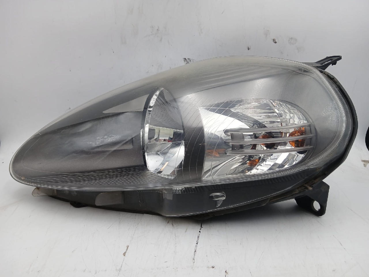 Faro ant sx FIAT GRANDE