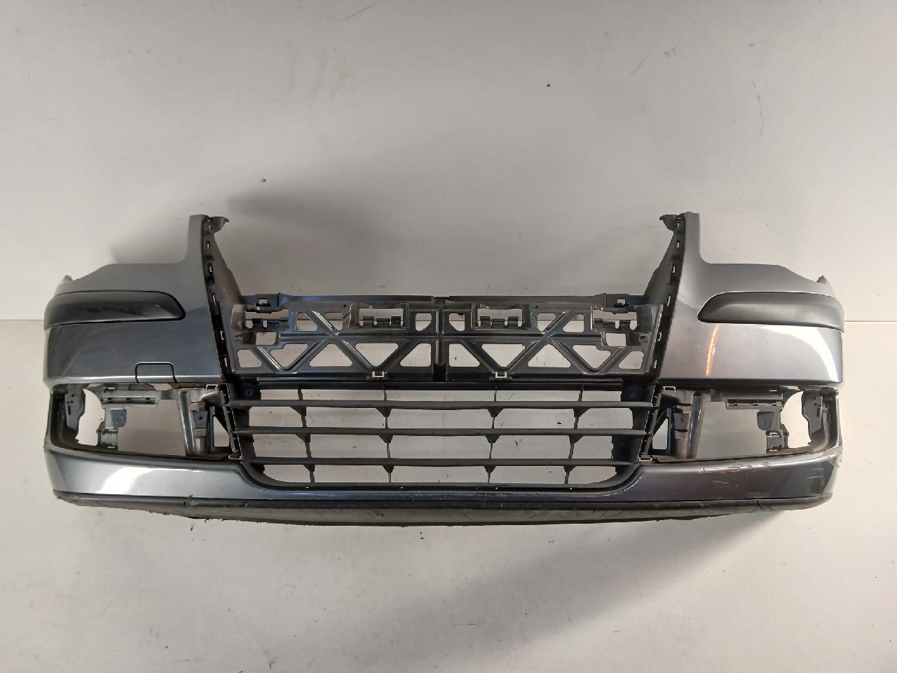 Paraurti ant VOLKSWAGEN TOURAN