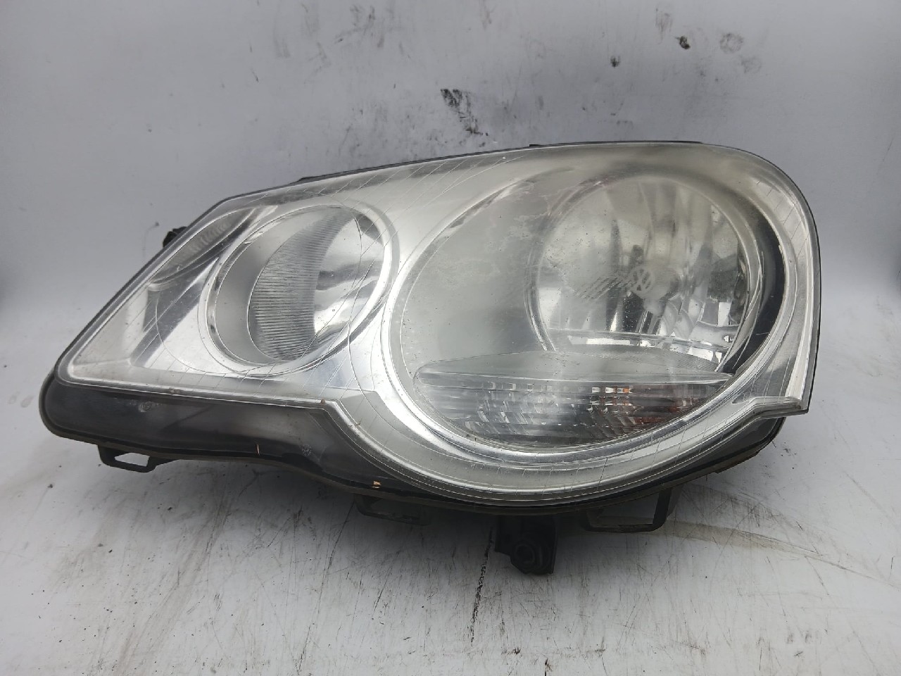 Faro ant sx VOLKSWAGEN POLO