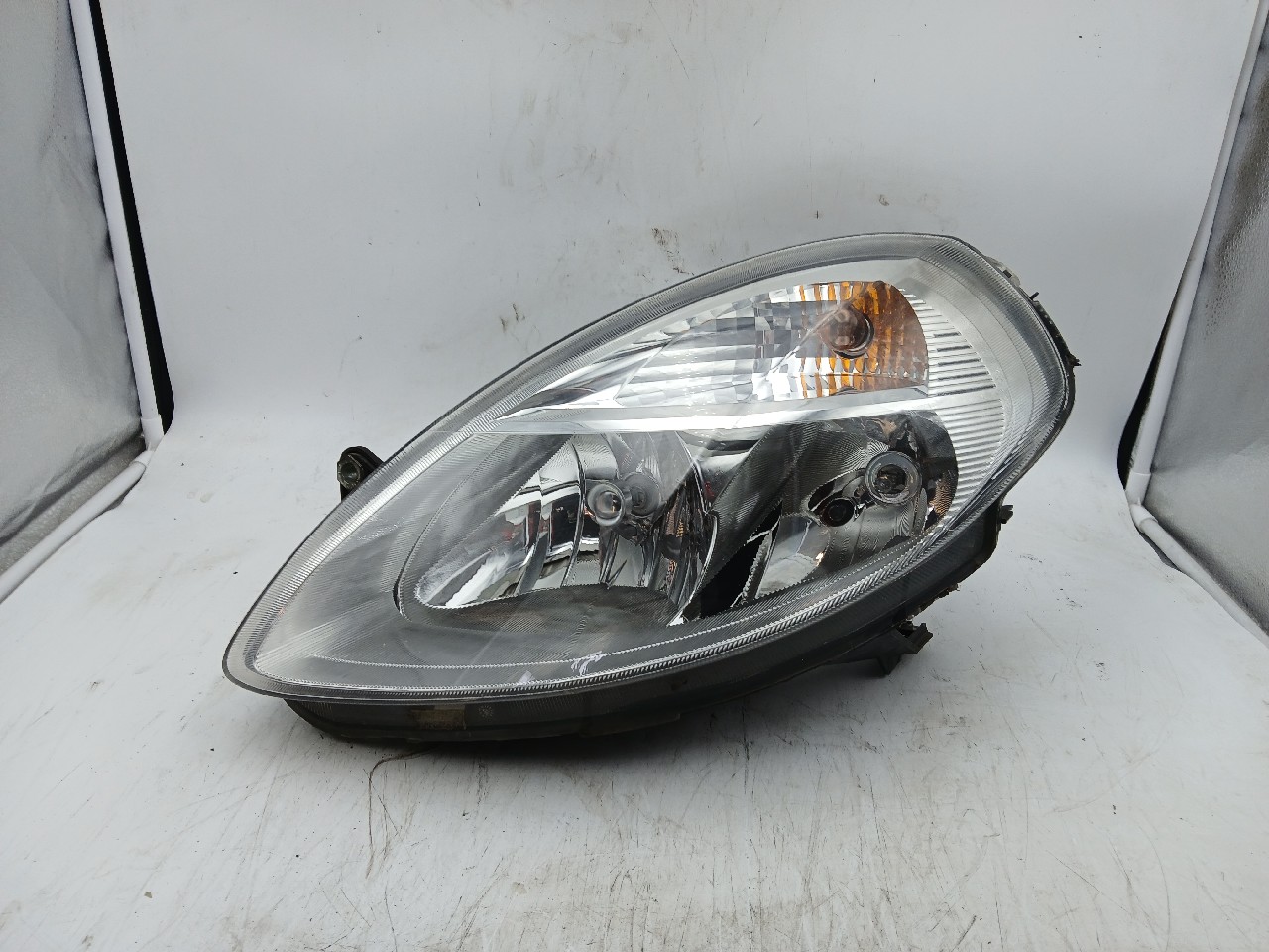 Faro ant sx LANCIA YPSILON