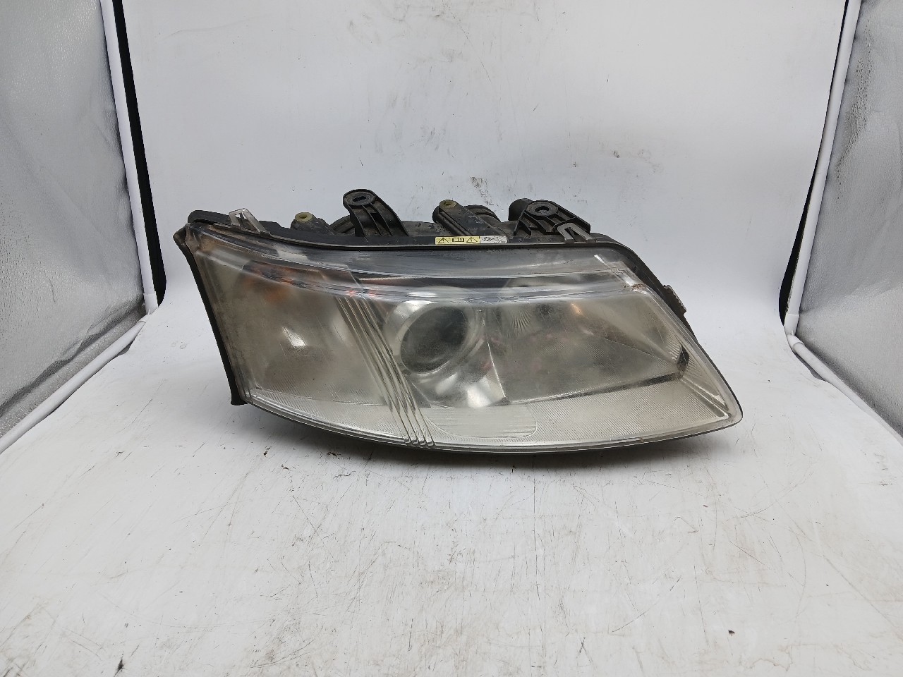 Faro ant dx SAAB 9-3