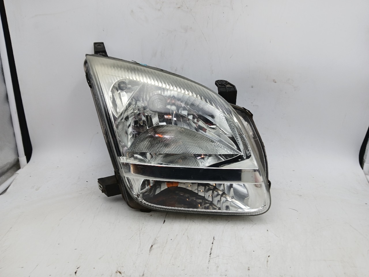 Faro ant dx SUZUKI IGNIS