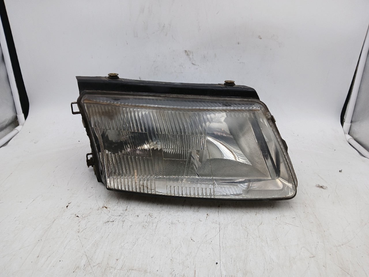 Faro ant dx VOLKSWAGEN PASSAT