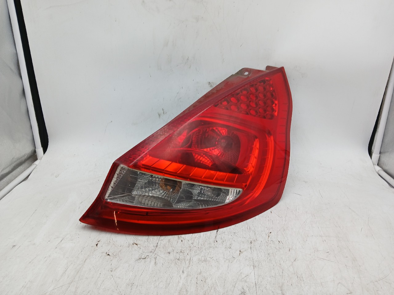 Fanale post dx FORD FIESTA