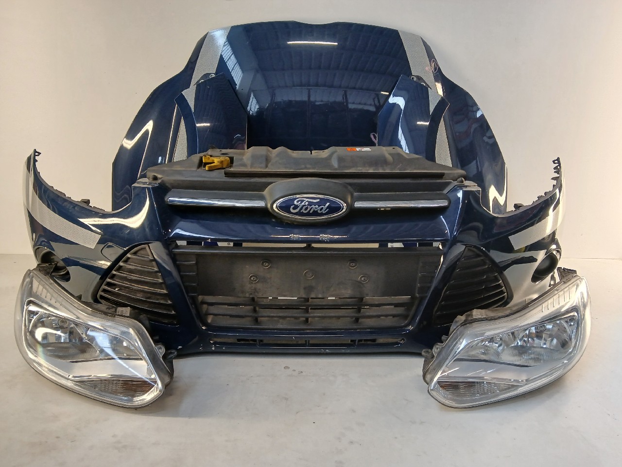Lamierati anteriori FORD FOCUS