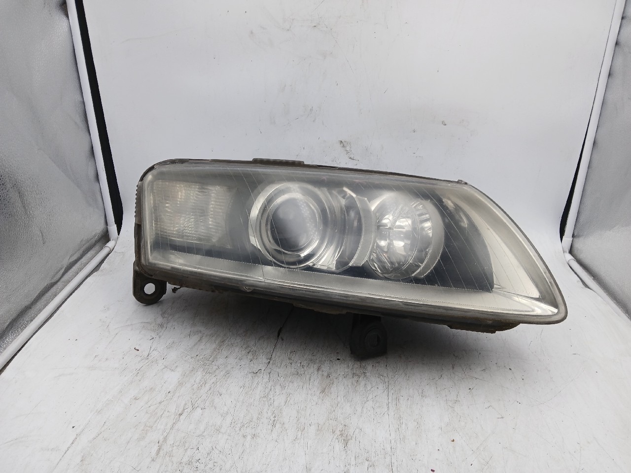 Faro ant dx AUDI A6