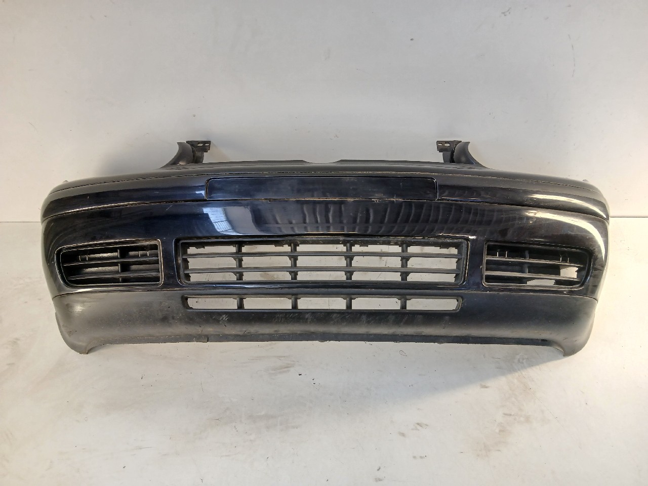 Paraurti ant VOLKSWAGEN GOLF