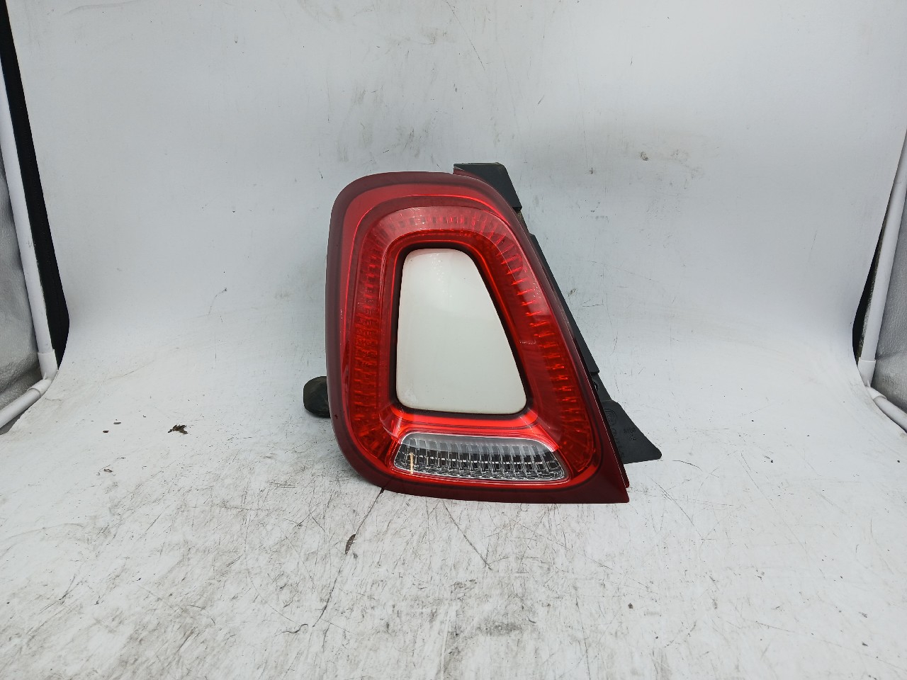 Fanale post sx FIAT 500