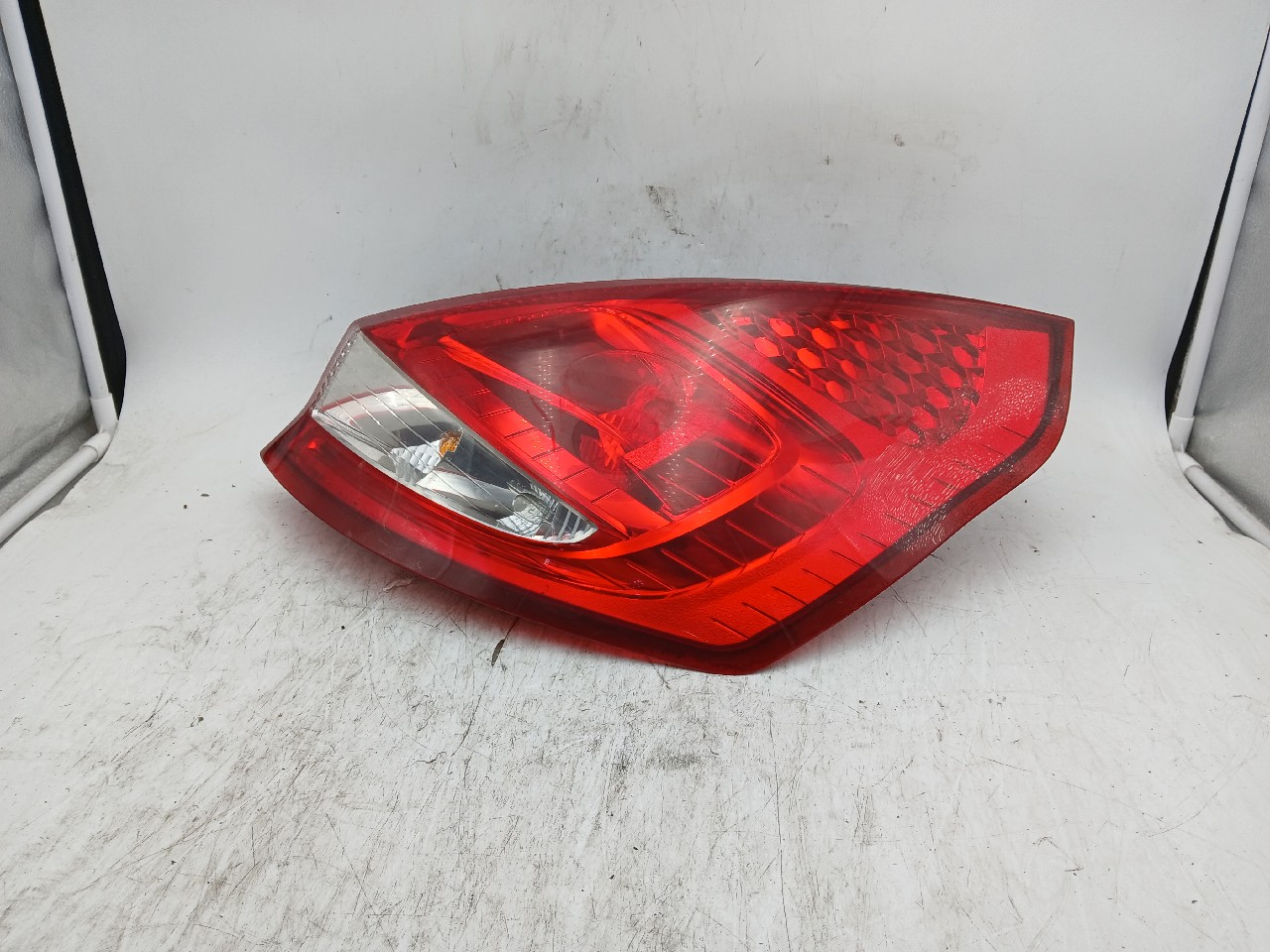 Fanale post dx FORD FIESTA