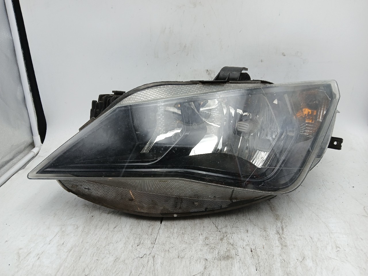 Faro ant sx SEAT IBIZA