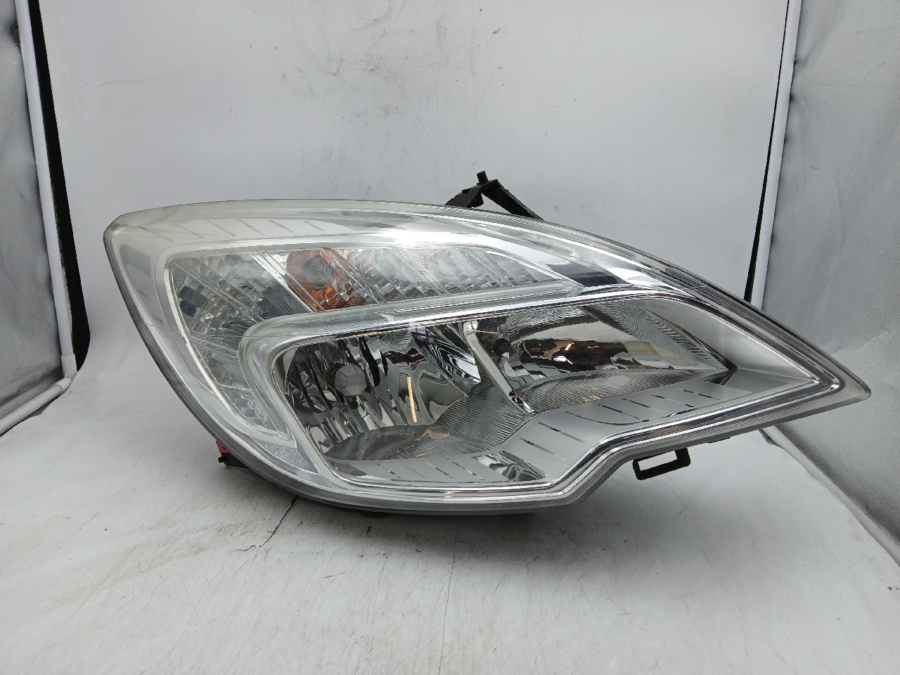Faro ant dx OPEL MERIVA