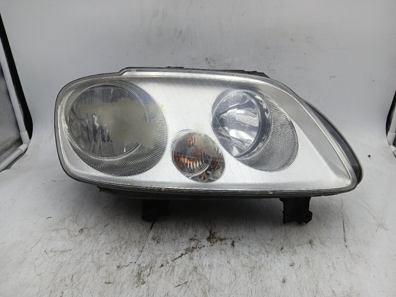 Faro ant dx VOLKSWAGEN TOURAN