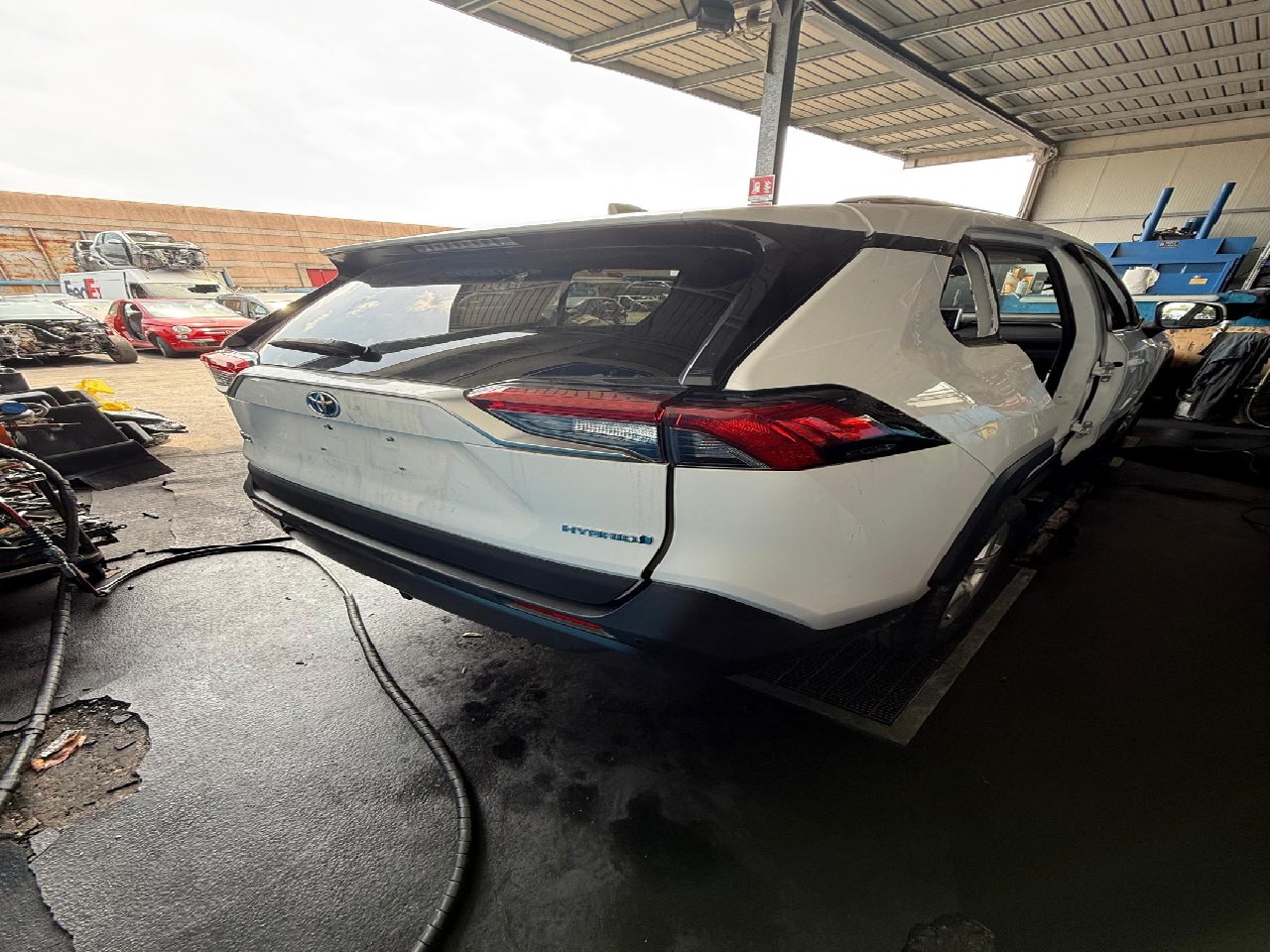Auto completa per ricambi TOYOTA RAV