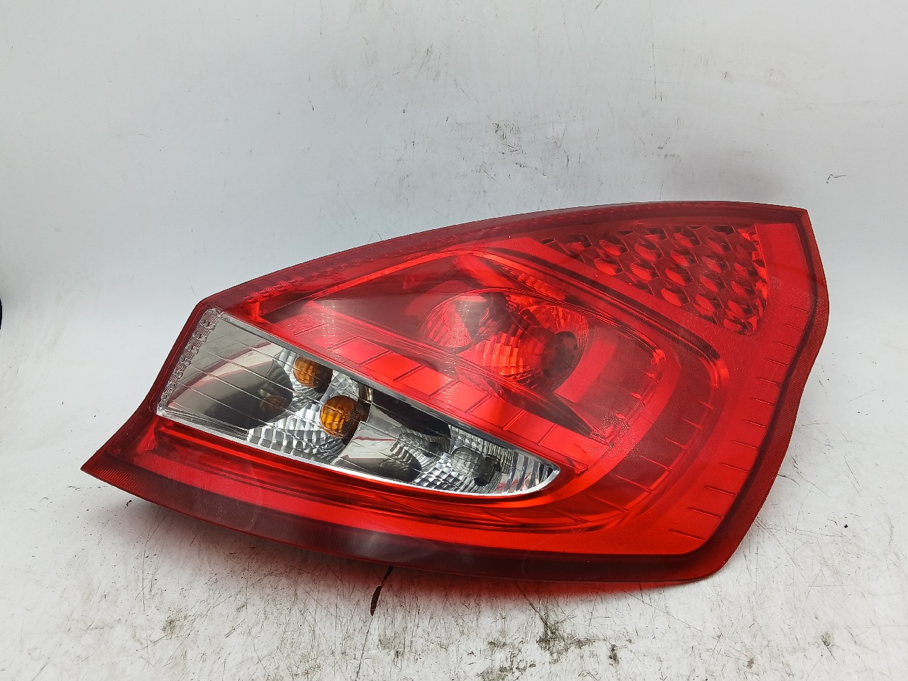 Fanale post dx FORD FIESTA