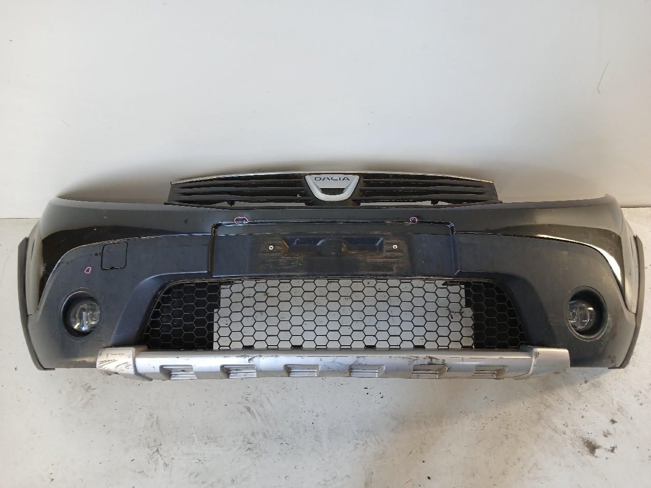 Paraurti ant DACIA SANDERO
