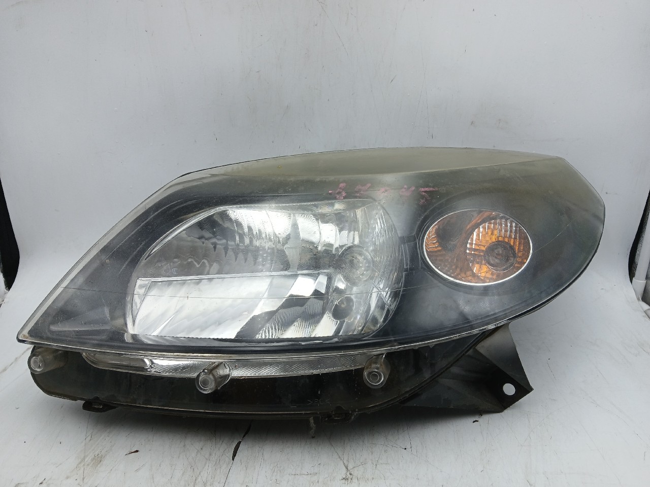 Faro ant sx DACIA SANDERO