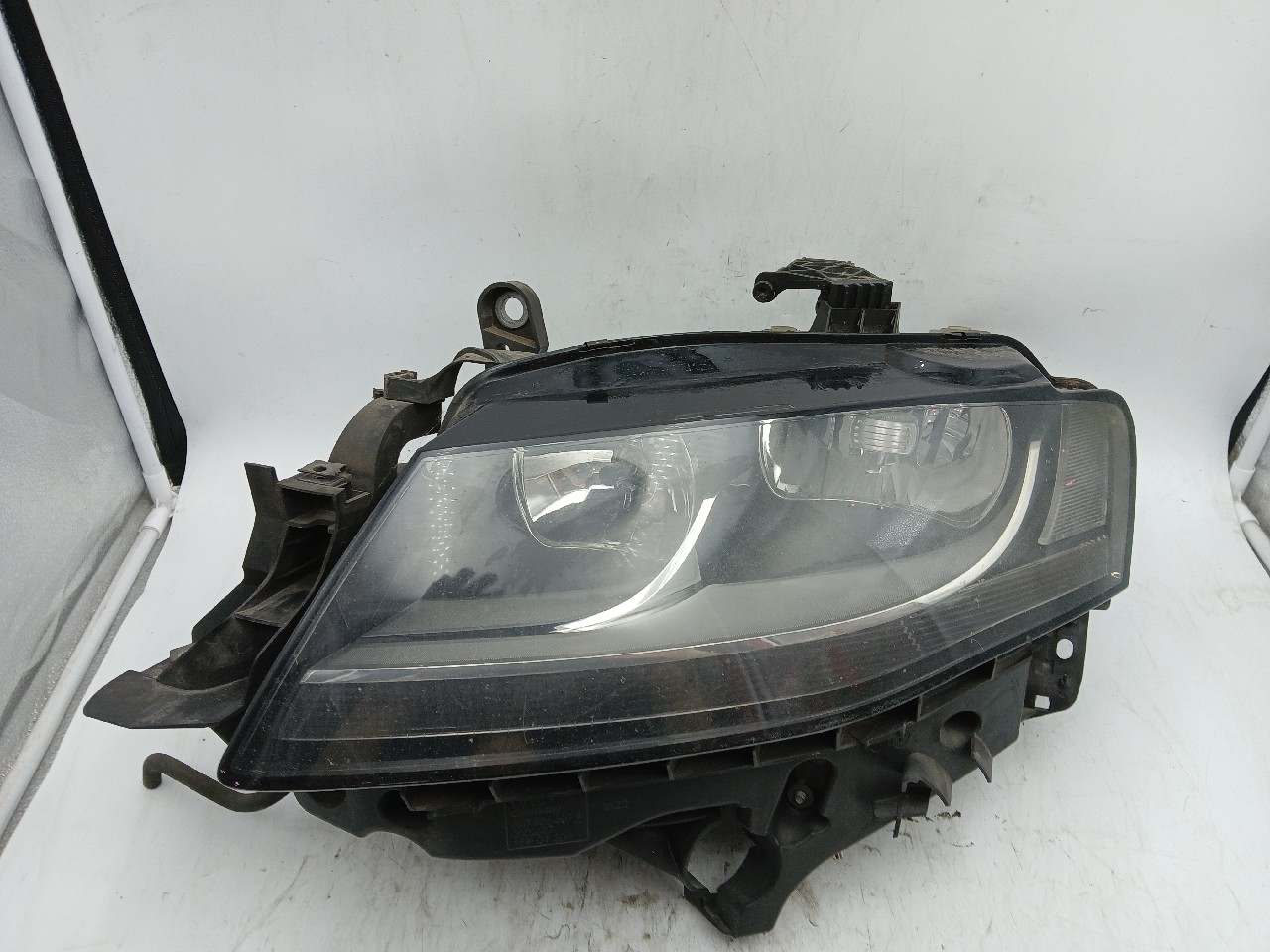 Faro ant sx AUDI A4