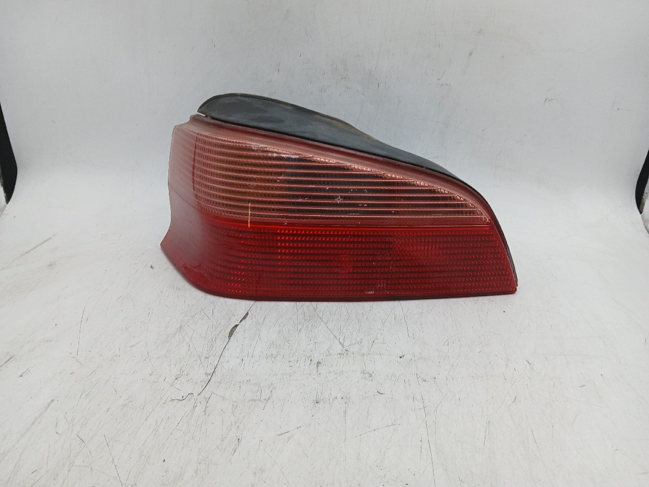 Fanale post sx PEUGEOT 106