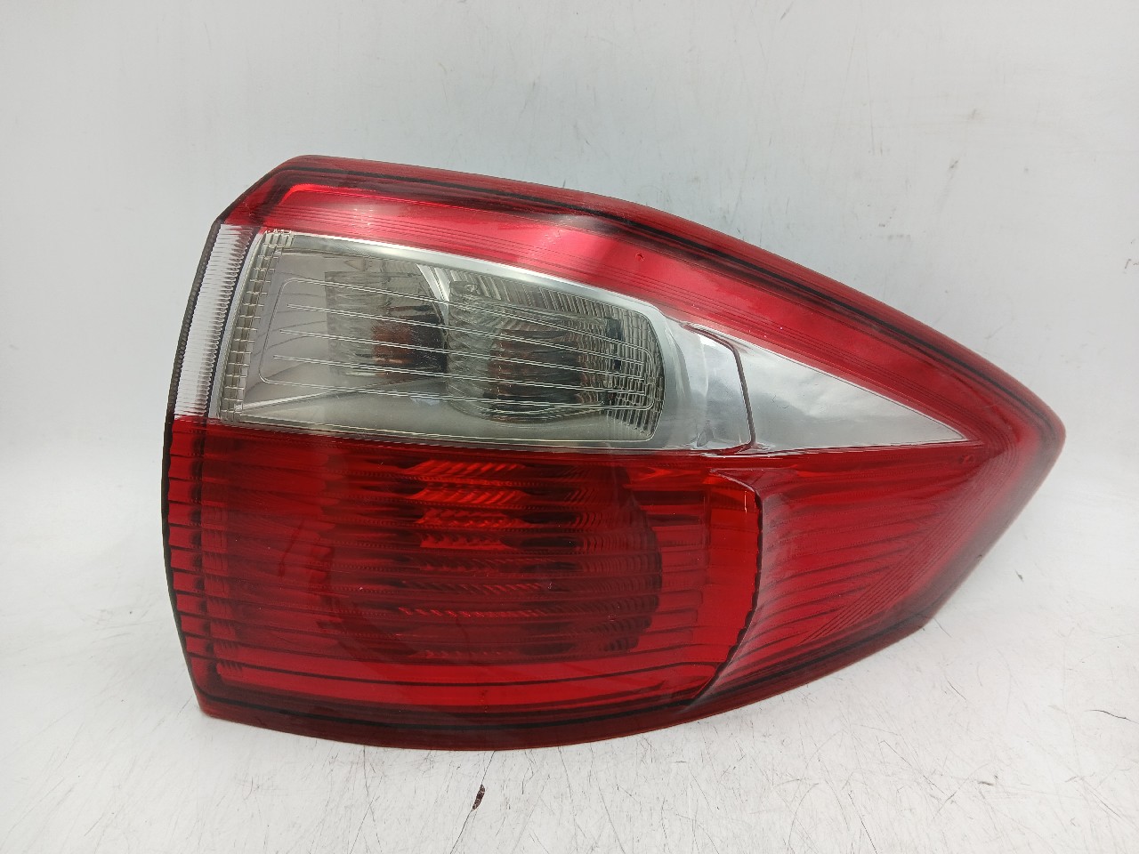 Fanale post dx FORD C-MAX