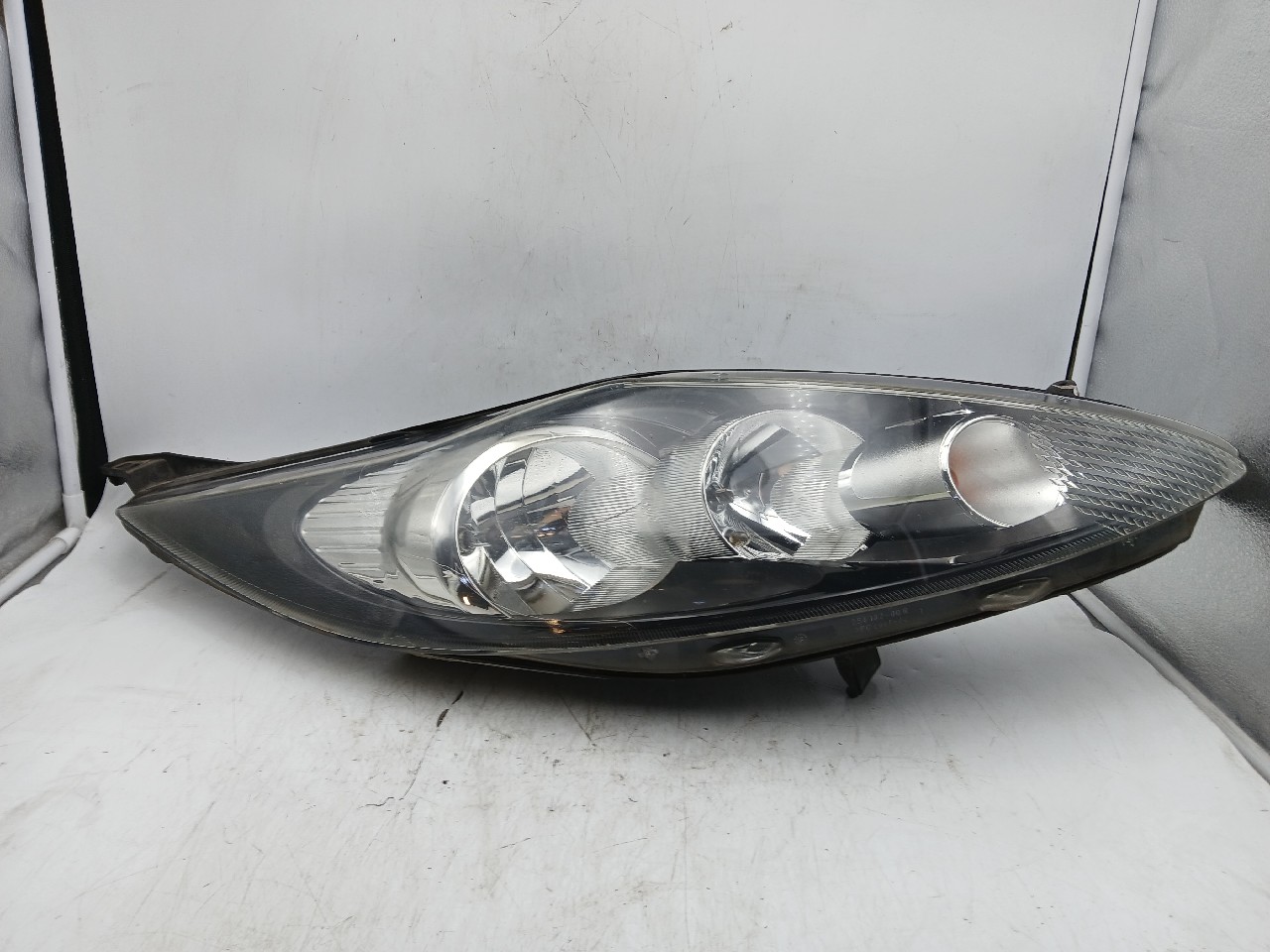 Faro ant dx FORD FIESTA