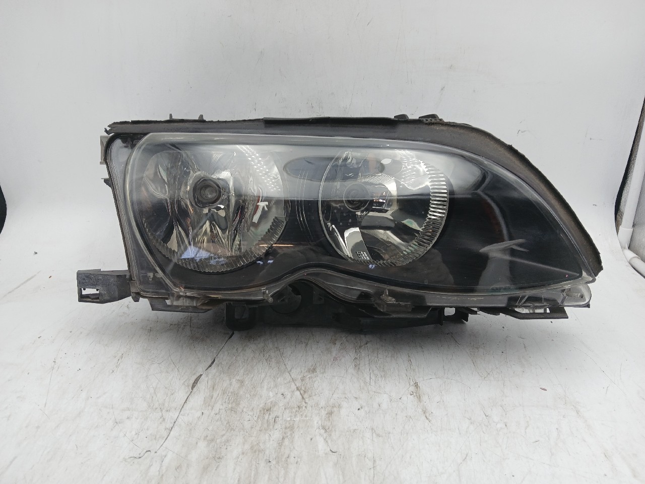 Faro ant dx BMW 3