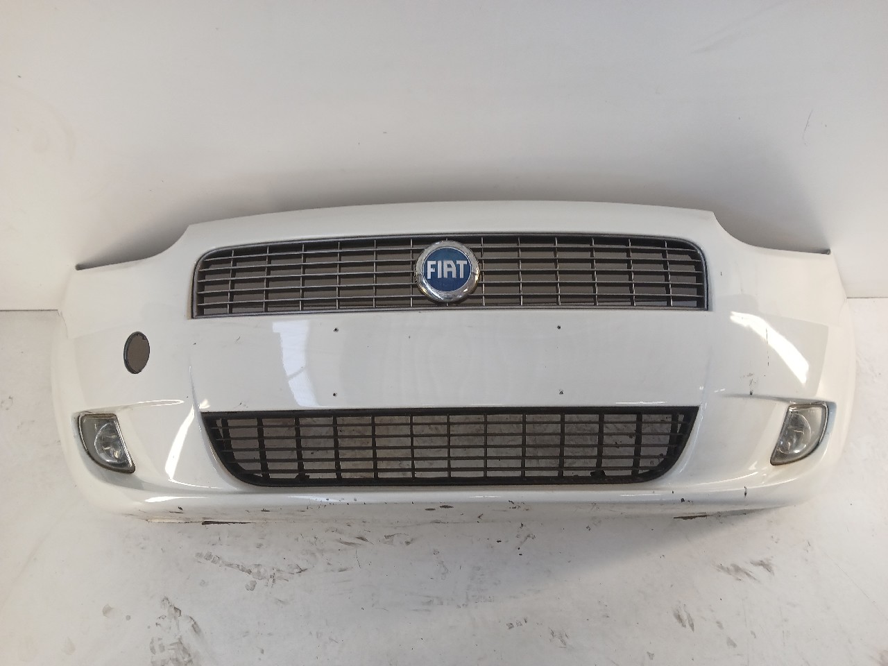 Paraurti ant FIAT GRANDE