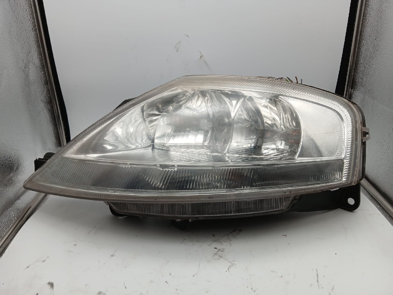 Faro ant sx CITROEN C3