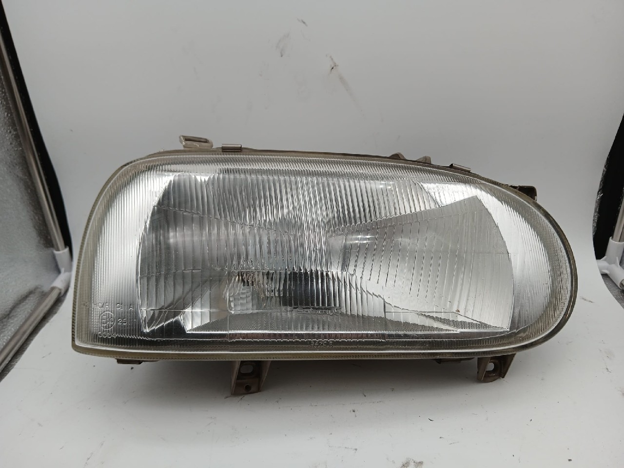 Faro ant dx VOLKSWAGEN GOLF