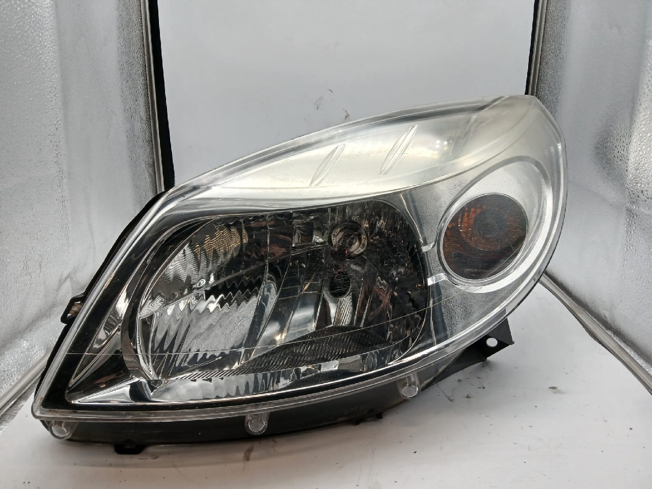 Faro ant sx DACIA SANDERO